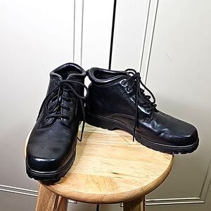 Boots by Croft & barrow Black Leather Lace Up Size 7